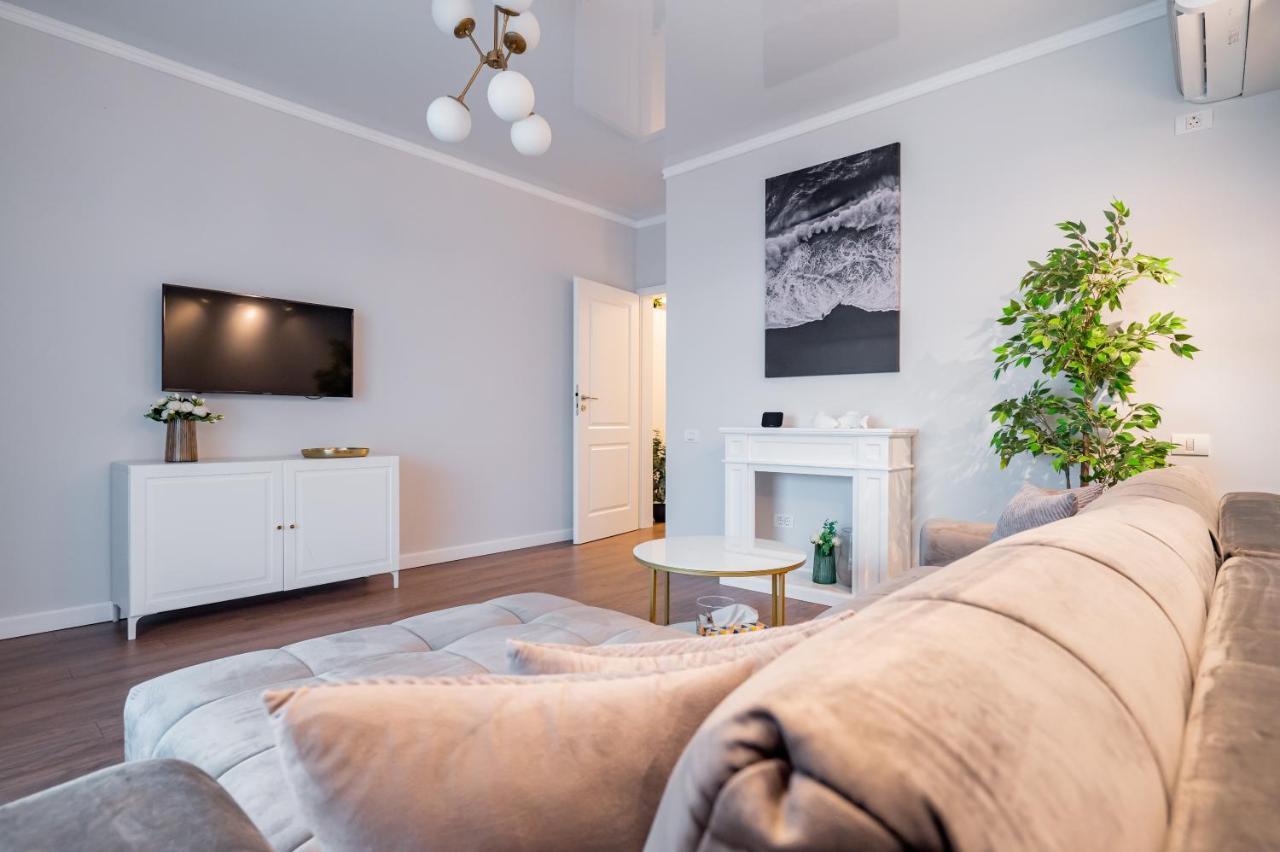 Golden Mirage Sunset Apartment ママイア エクステリア 写真
